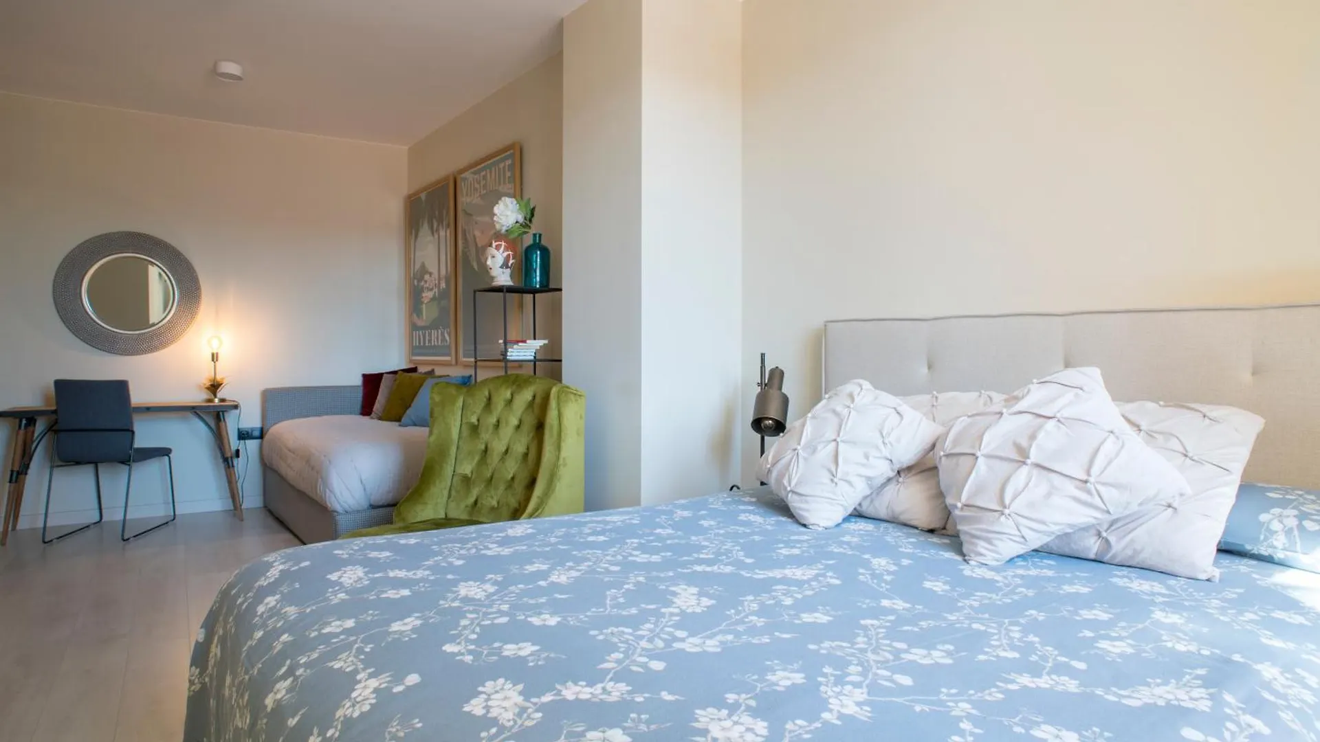 Apartaments Turistics Cardona, Magi Cardona